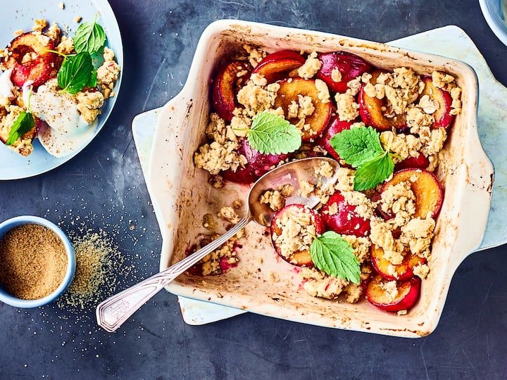 Zwetschgen-Crumble Zwetschgen-Crumble