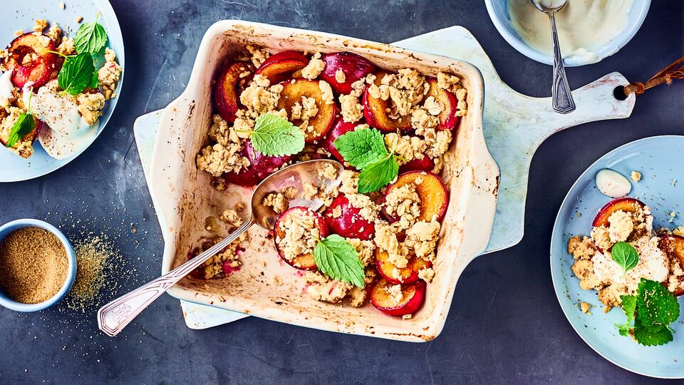 Zwetschgen-Crumble Zwetschgen-Crumble